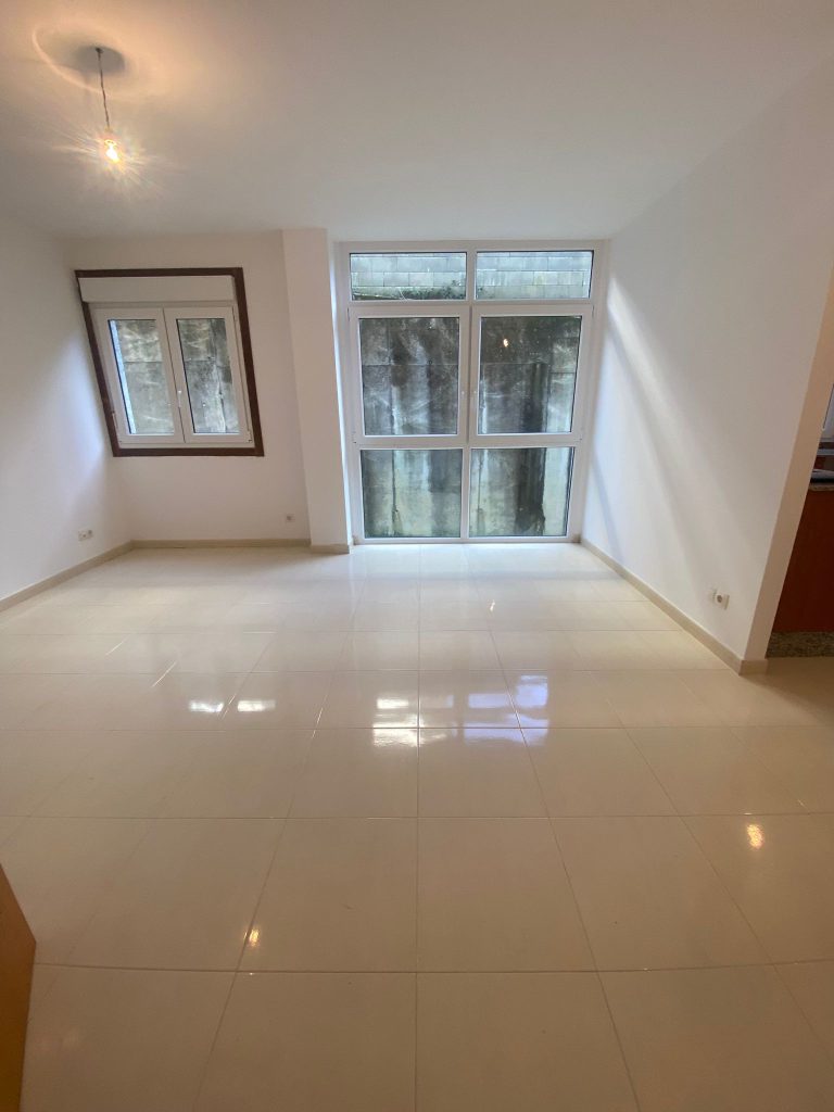 EN VENTA PISO BAJO 5 EN FISTERRA, GALICIA – A CORUÑA.
